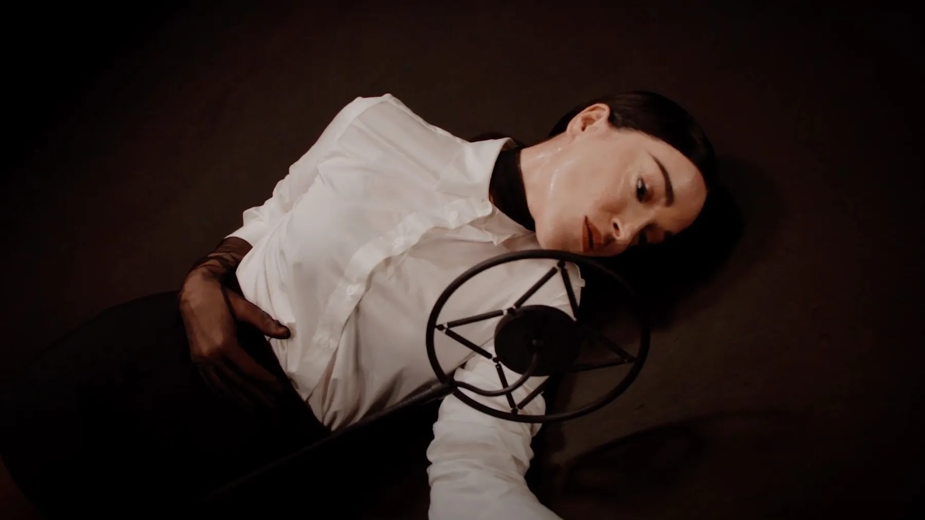 St. Vincent - Broken Man