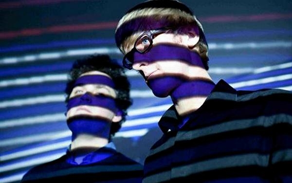 Simian Mobile Disco - A Species Out Of Control