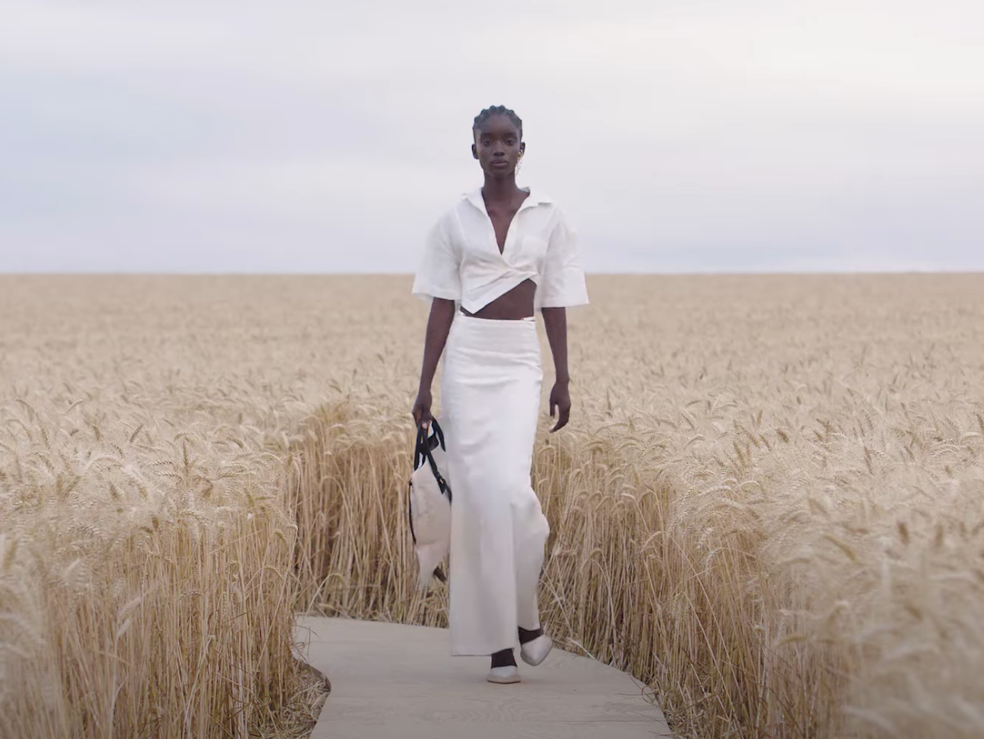 JACQUEMUS SS21 "L'AMOUR"