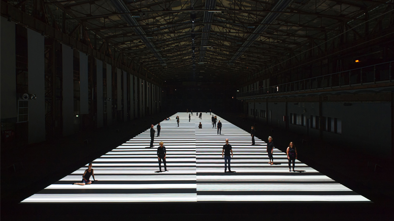 Ryoji Ikeda : test pattern [100m version], 2013