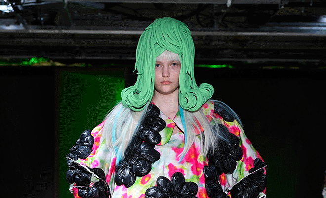 COMME DES GARÇONS SPRING/SUMMER 2022 MINI-SHOW