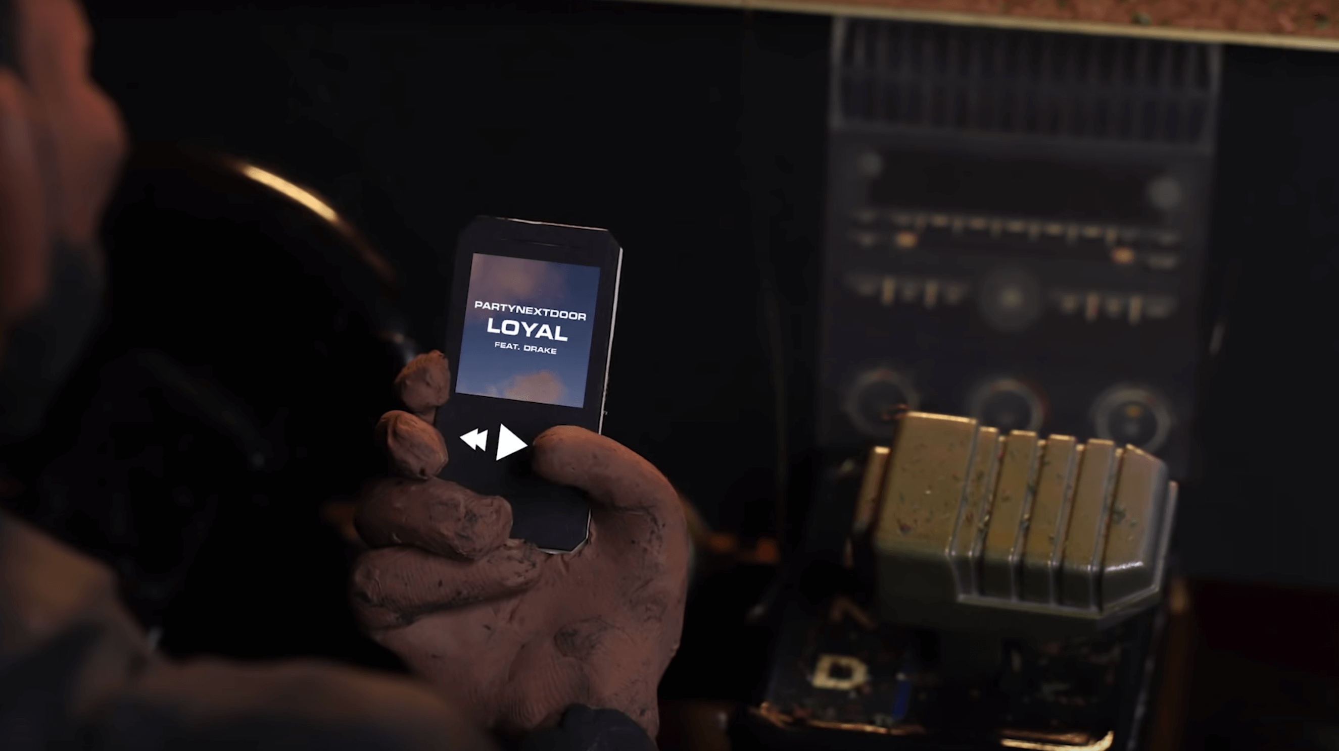 PARTYNEXTDOOR - Loyal feat. Drake