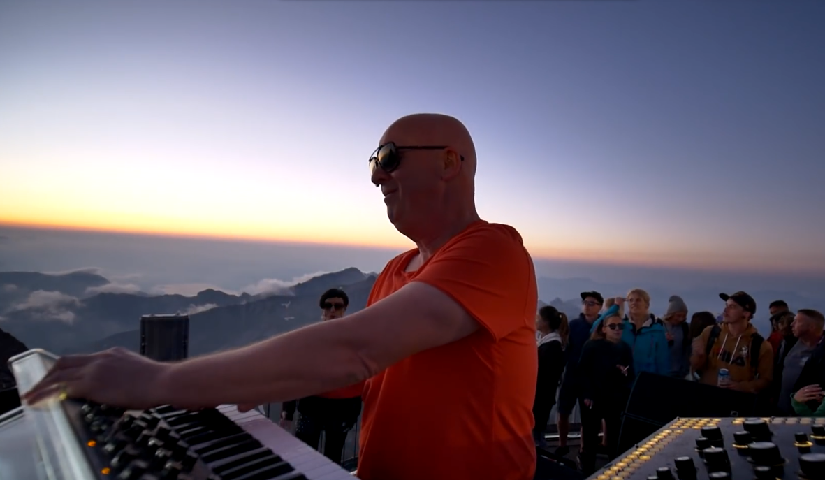 Stephan Bodzin live @ Piz Gloria in Mürren, Switzerland for Cercle