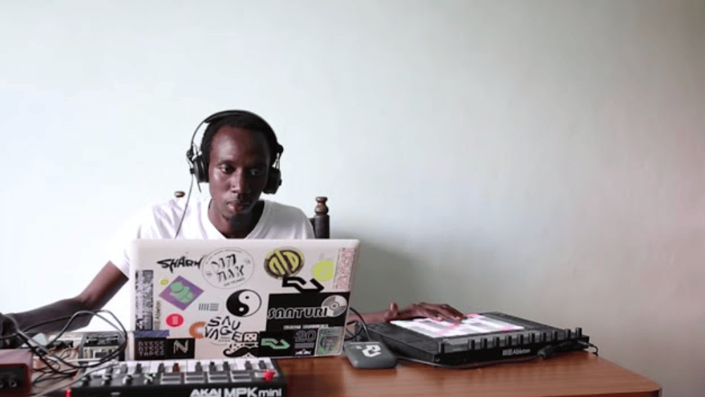 KMRU – Sampling broken instruments