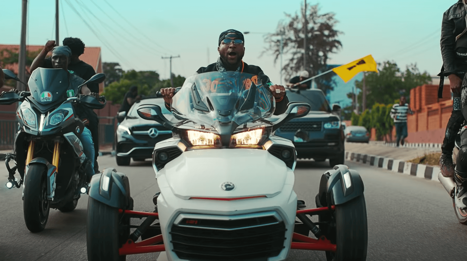 Davido - FEM