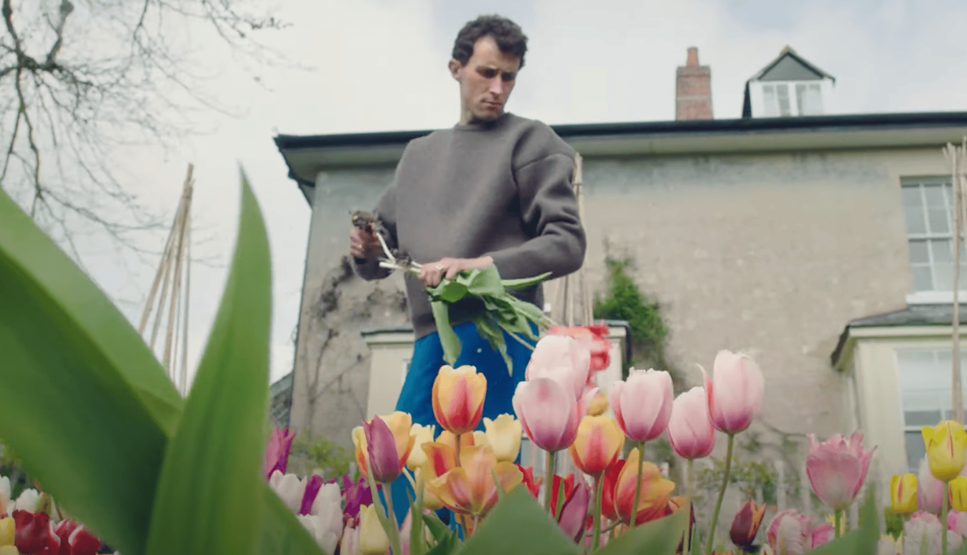 LOEWE Home Scents campaign