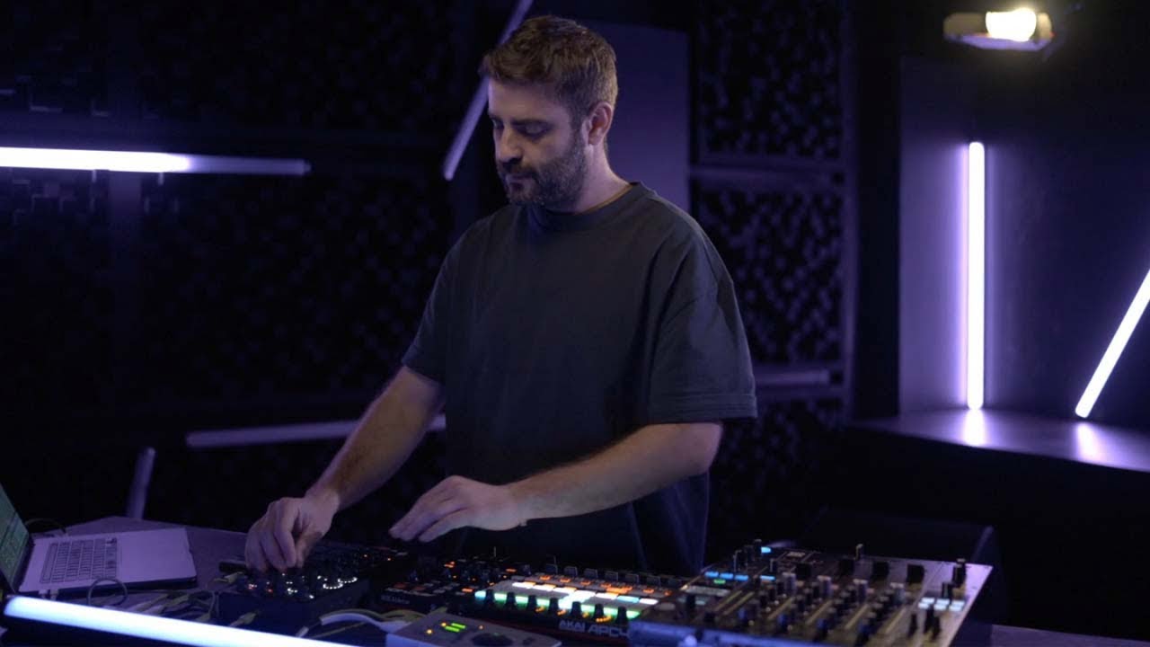 NTO - Invisible | Deezer Sessions, Paris