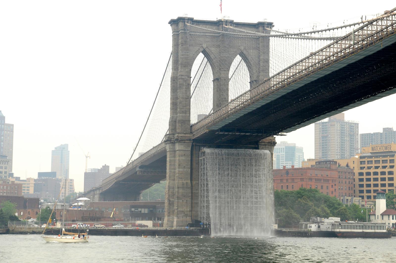Olafur Eliasson, The New York City Waterfalls, 2008