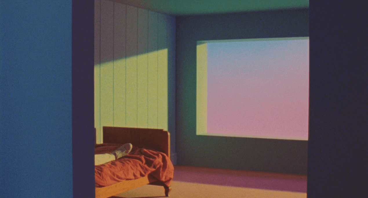 EDEN - Projector
