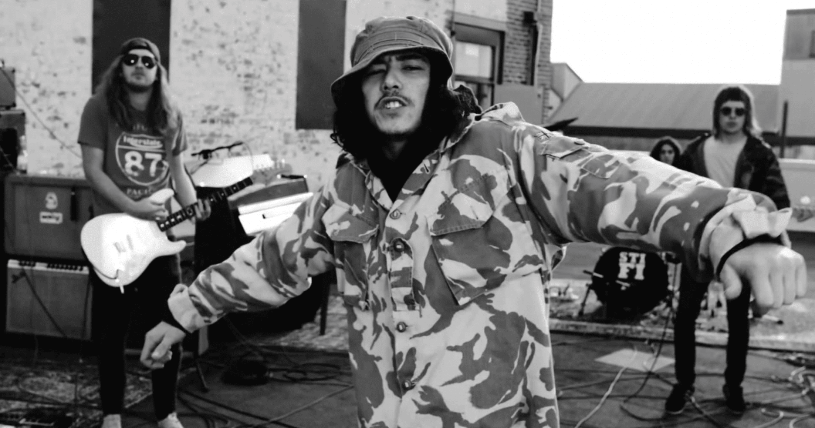 Sticky Fingers - How to Fly