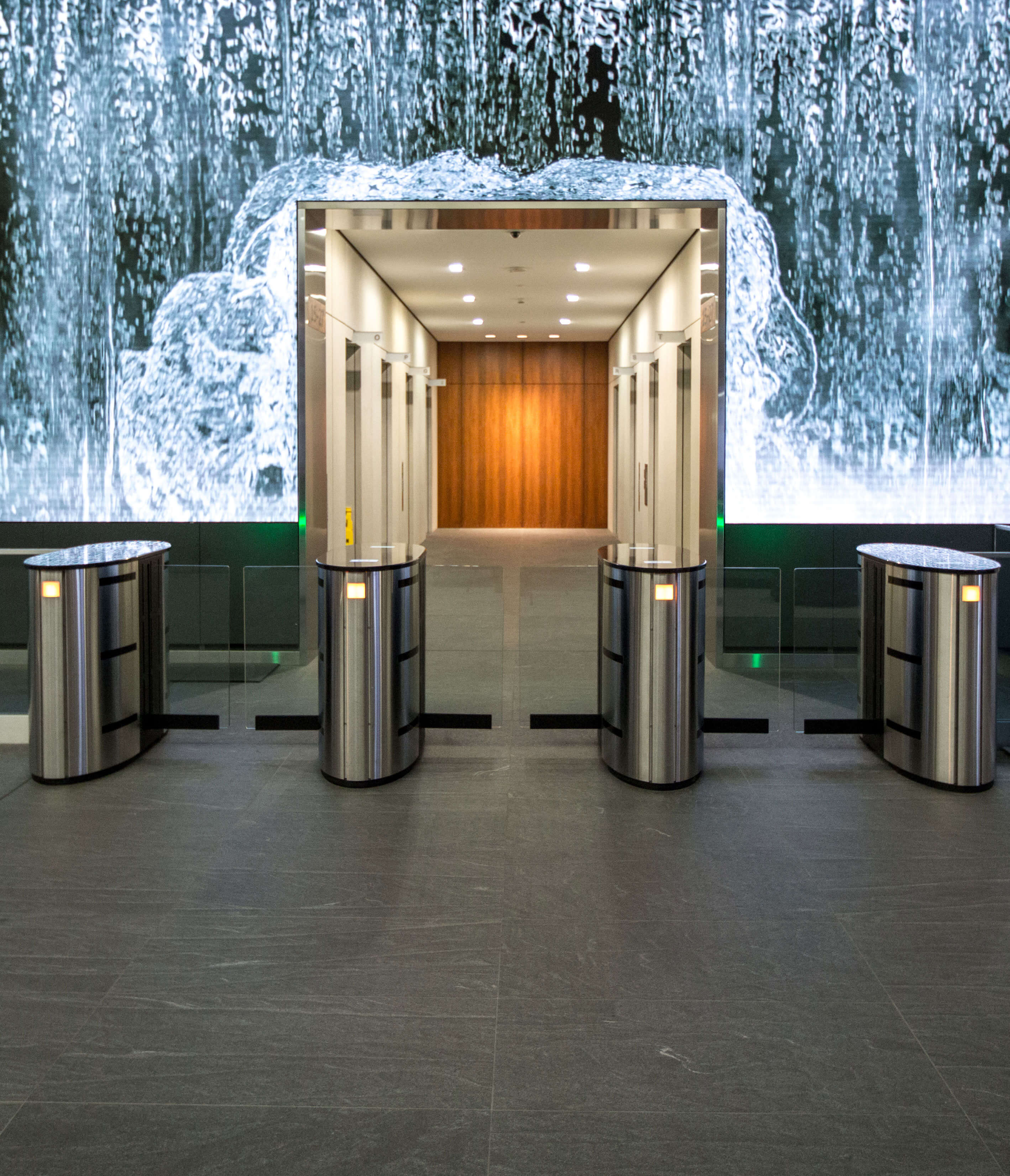 This Is How You Make An Entrance