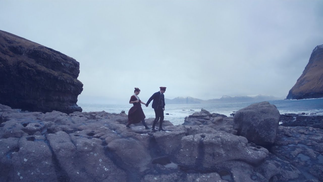 Kiasmos - Blurred (Bonobo Remix)