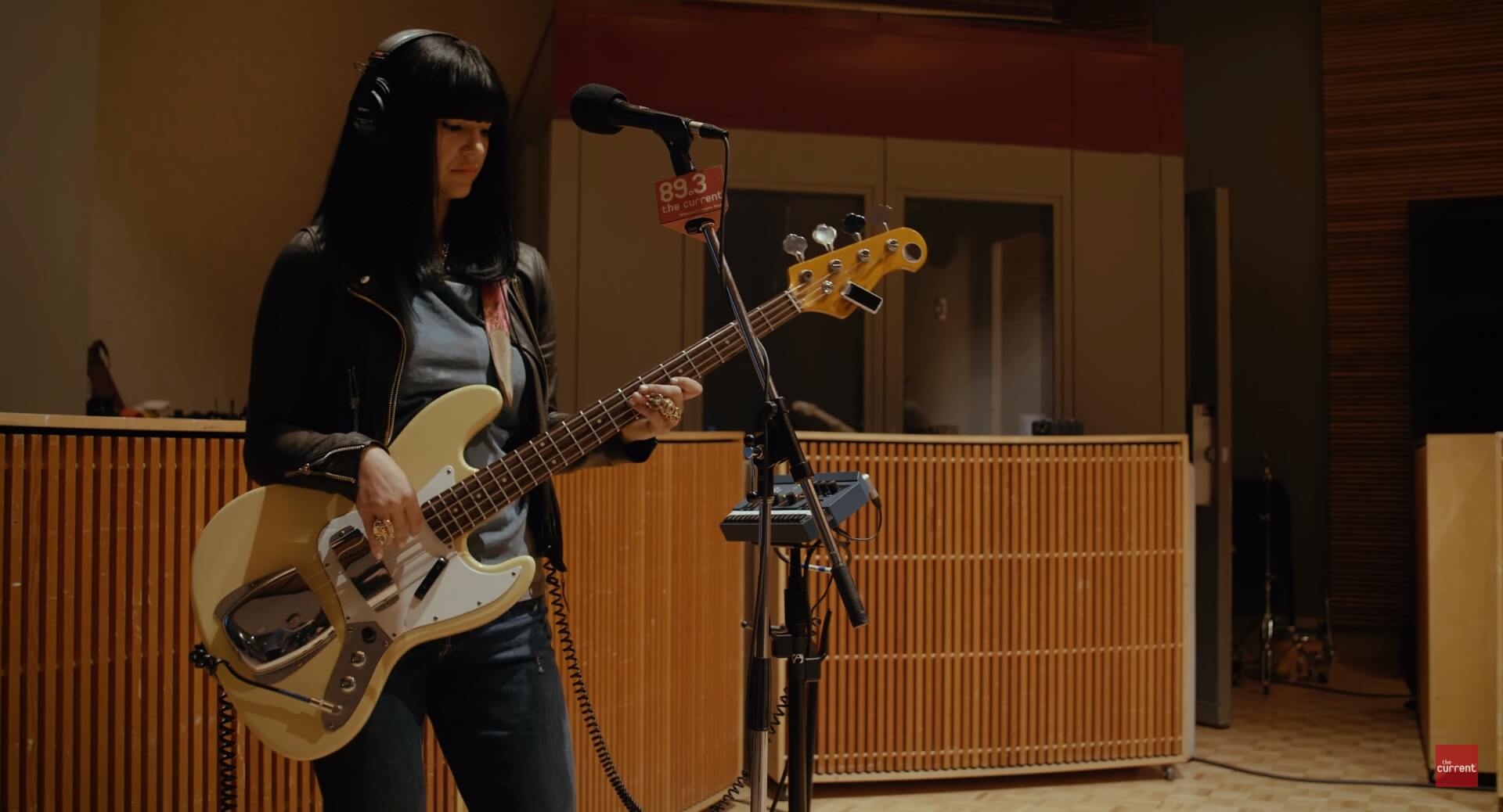 Khruangbin - Lady and Man (Live at The Current)