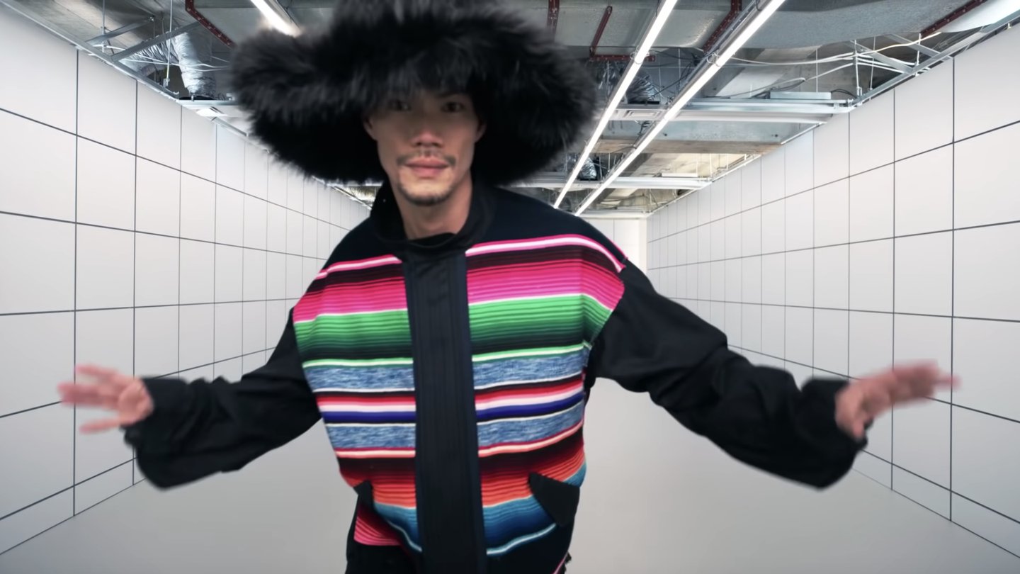 JUNYA WATANABE MAN FALL/WINTER 2022 MINI-SHOW