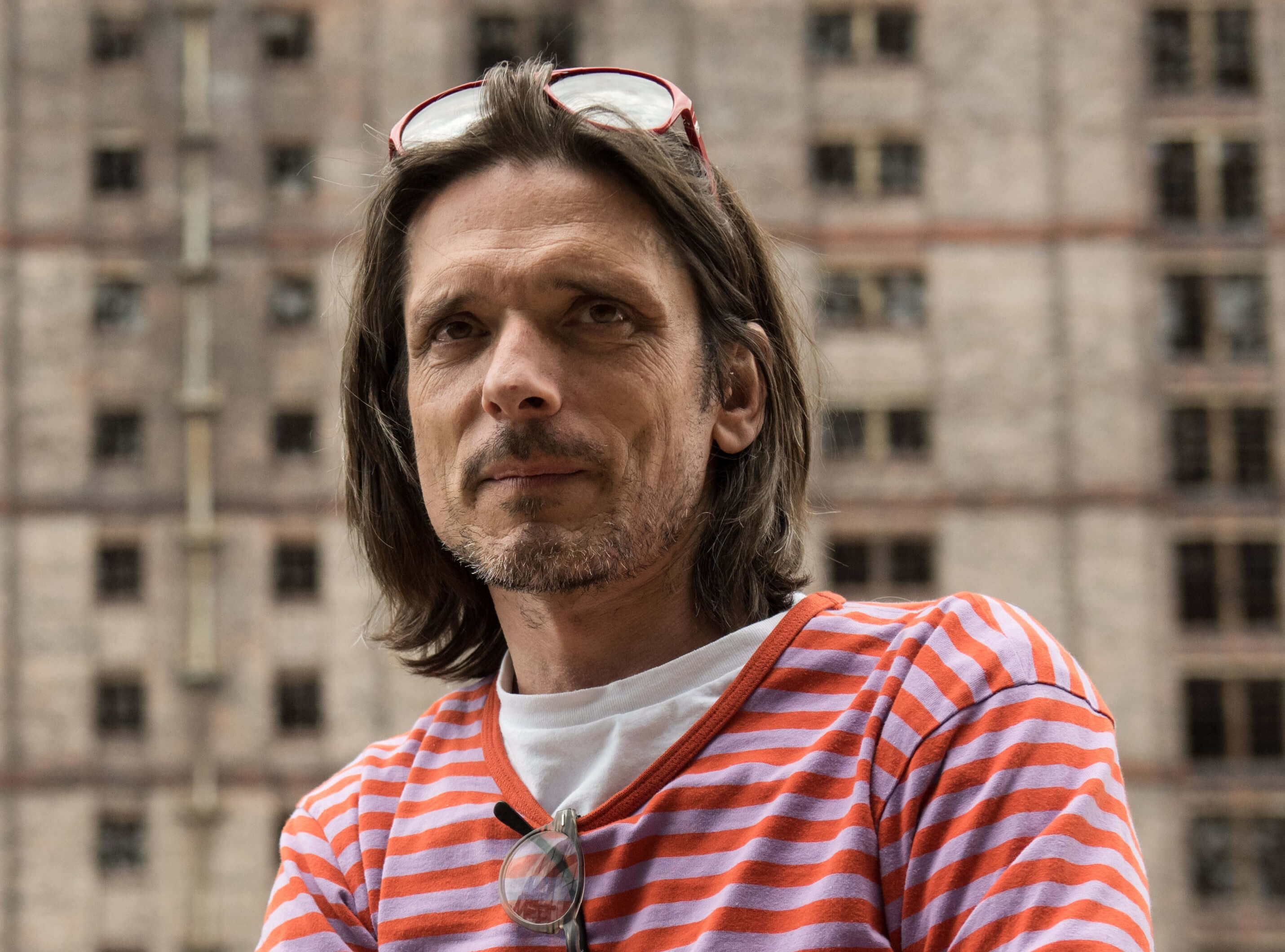 Jeremy Deller chats to students about his work and career
