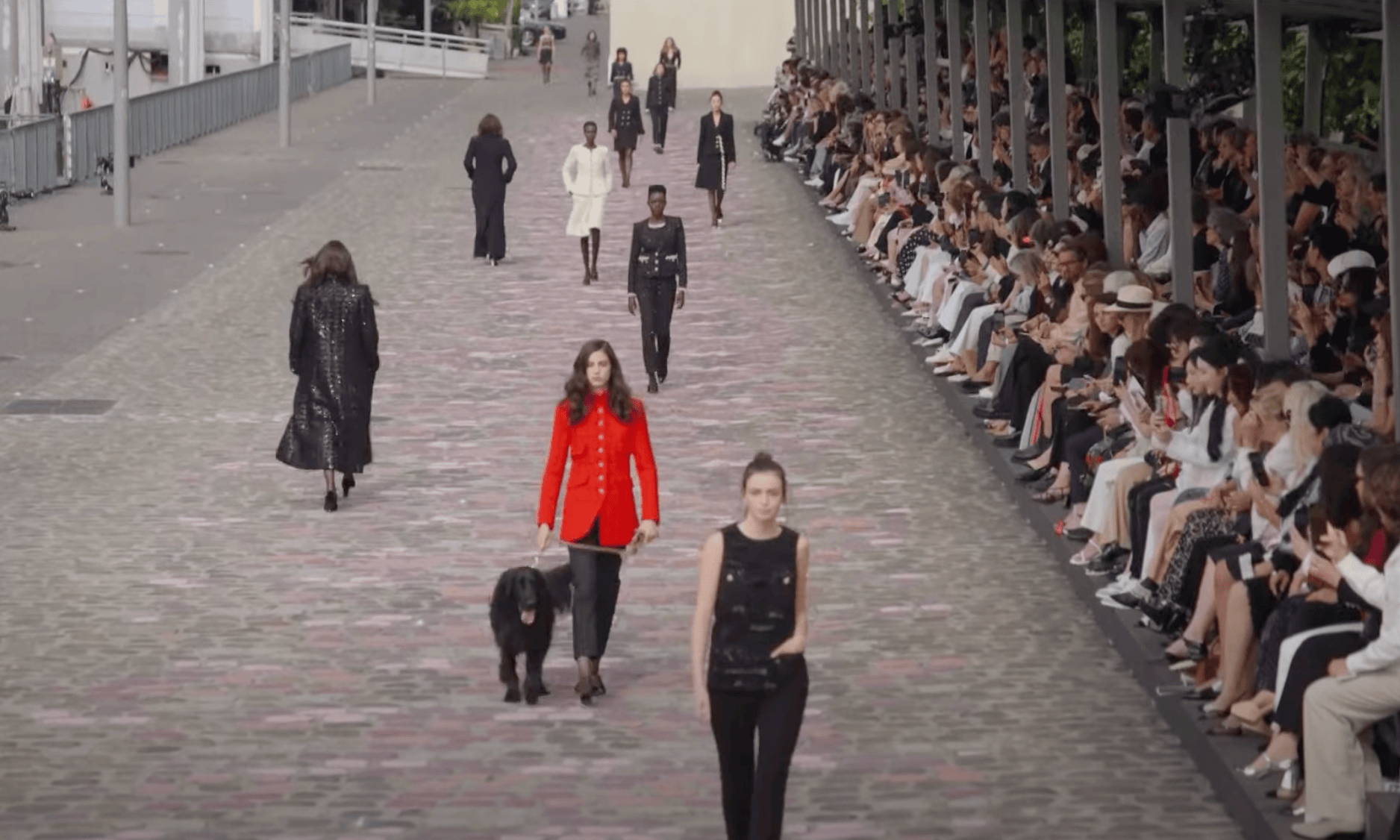 CHANEL Fall-Winter 2023/24 Haute Couture Show