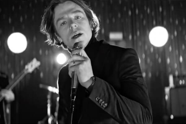 Cage The Elephant - Cold Cold Cold