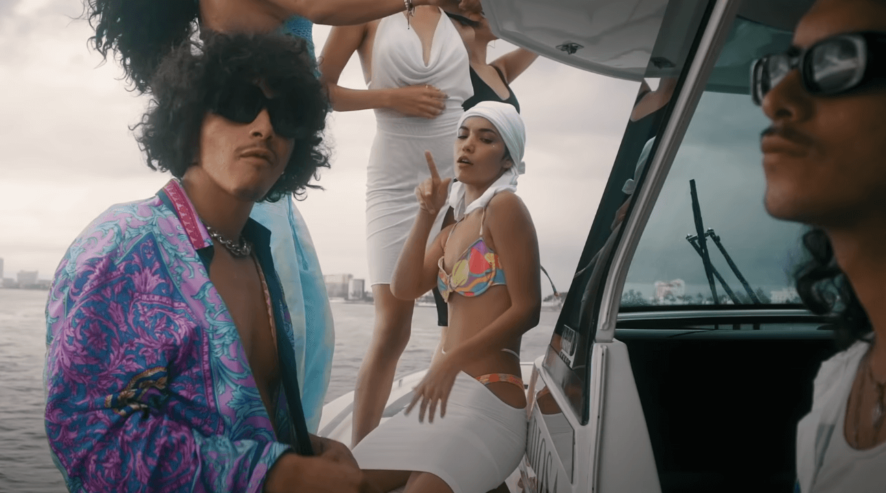 A.CHAL - WHO U