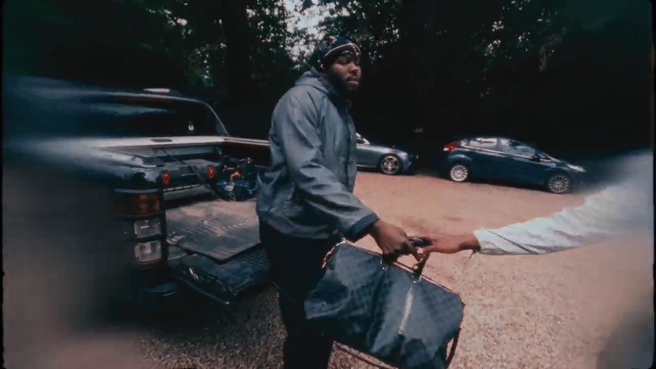 Sainté - Summer Is Blue (feat. A2 & Knucks)