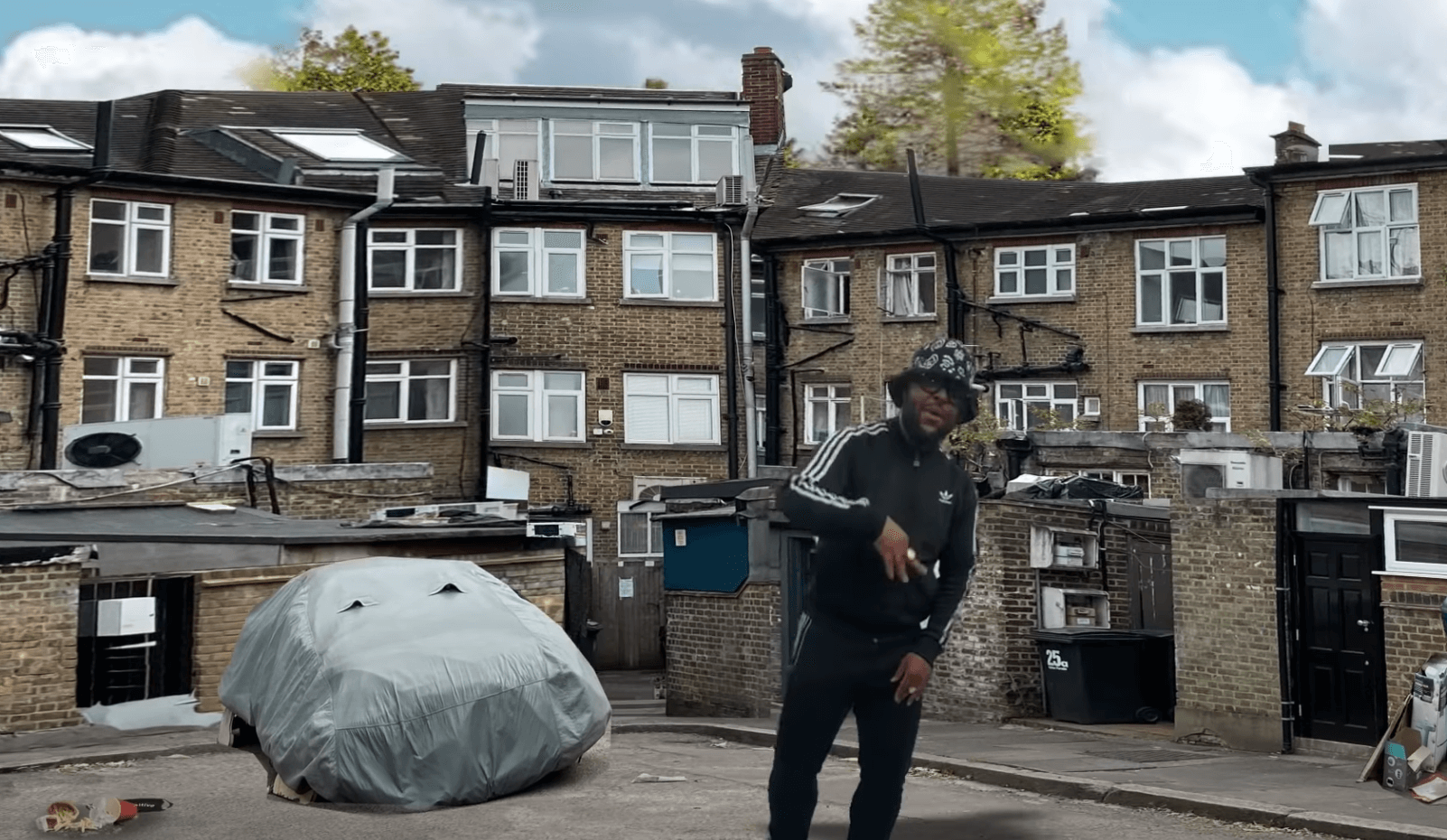 The Streets - I Wish You Loved You As Much As You Love Him ft. Donae'O, Greentea Peng