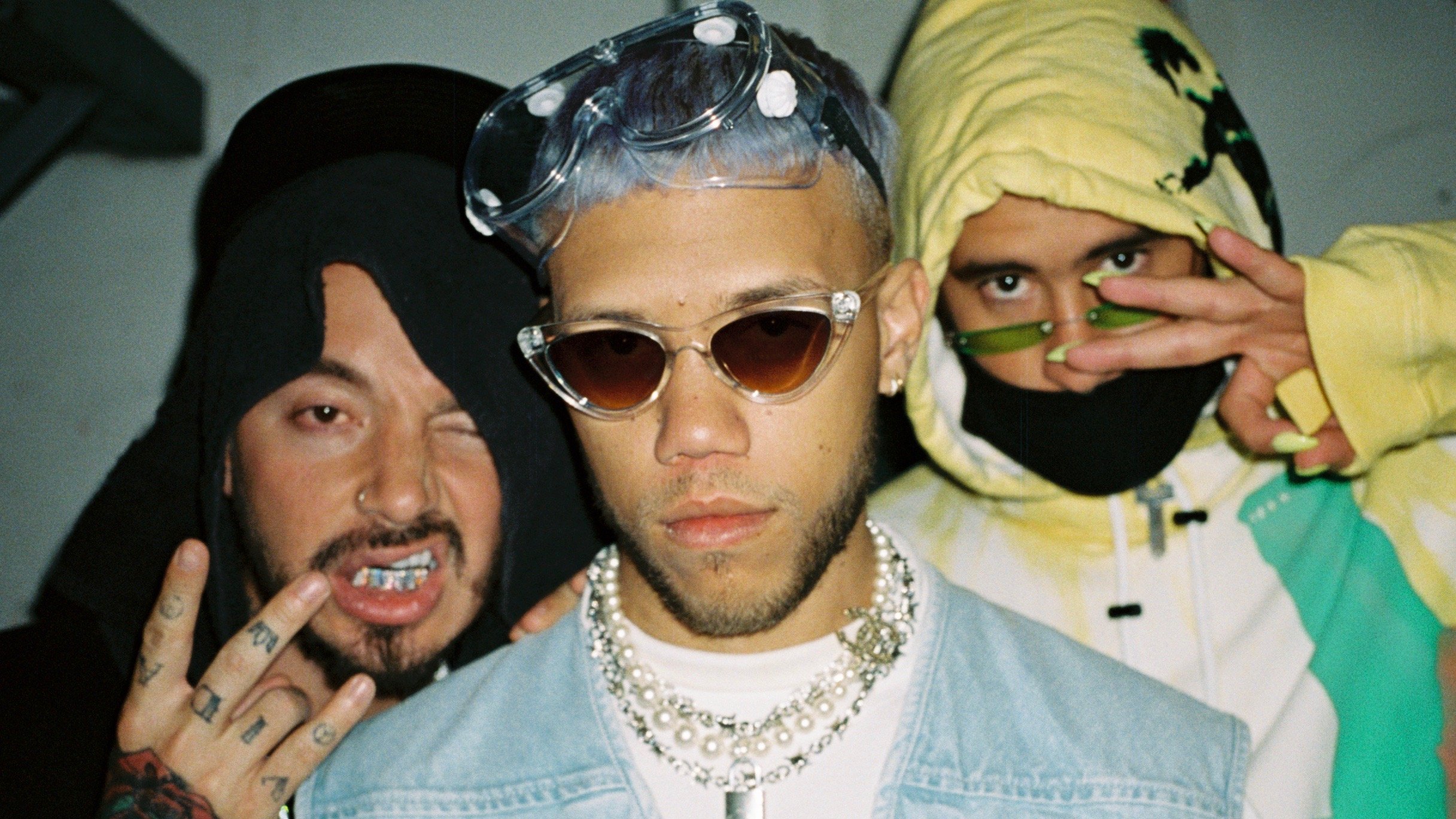 Jhay Cortez, J. Balvin, Bad Bunny - No Me Conoce (Remix)