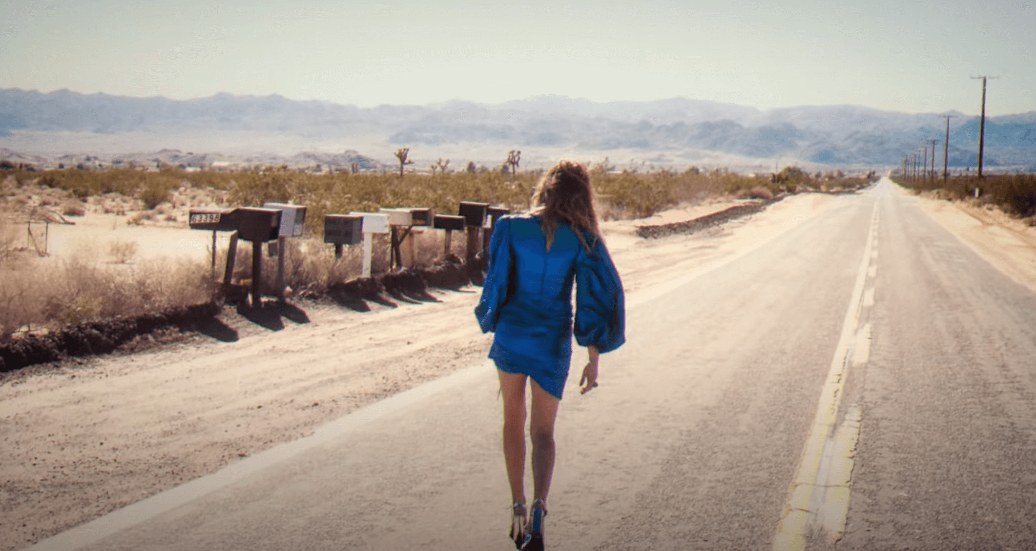 Lou Doillon - Burn