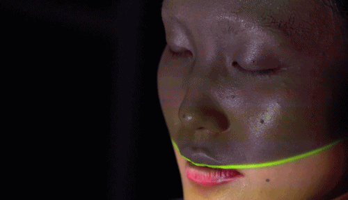 OMOTE / REAL-TIME FACE TRACKING & PROJECTION MAPPING